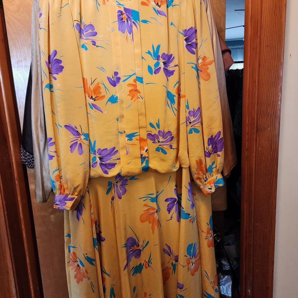 Floral Yellow Midi Dress